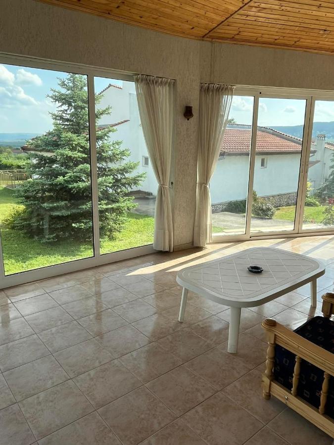 Приятна Къща За Почивка Караколев 2 Villa Obrochishte Exteriör bild